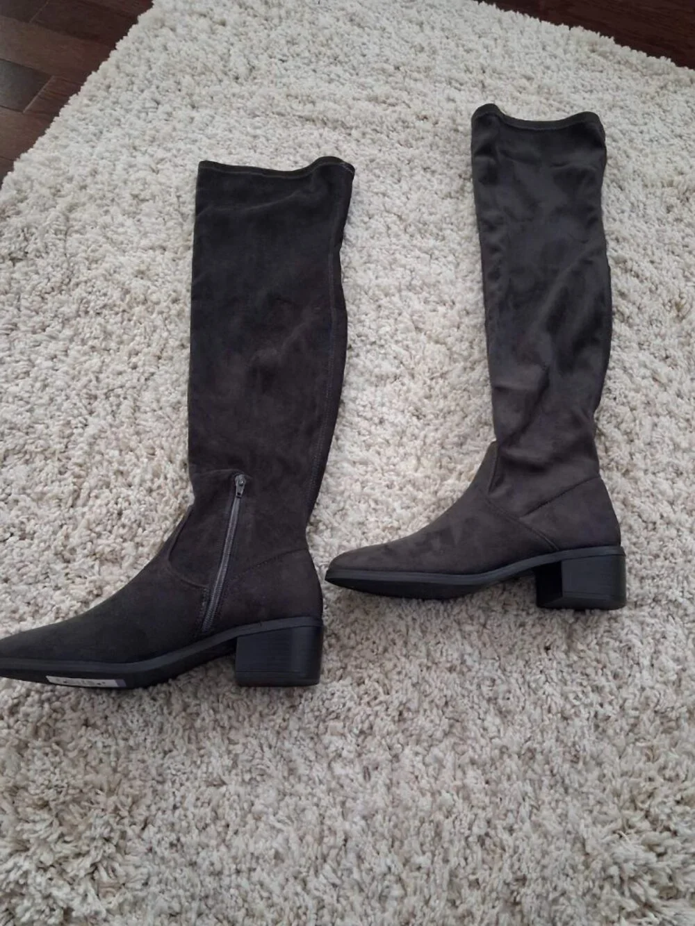 NY&Co Rana Tall Boots – Charcoal Gray Faux Suede – Size 6.5 (BNWT)